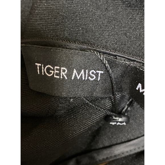 Tiger Mist Women's Black Sleeveless V-neck Button Crop Tuxedo Blazer Vest Top M - Picture 4 of 5